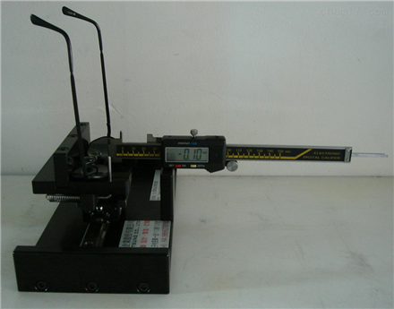 中梁合口位平行测量仪